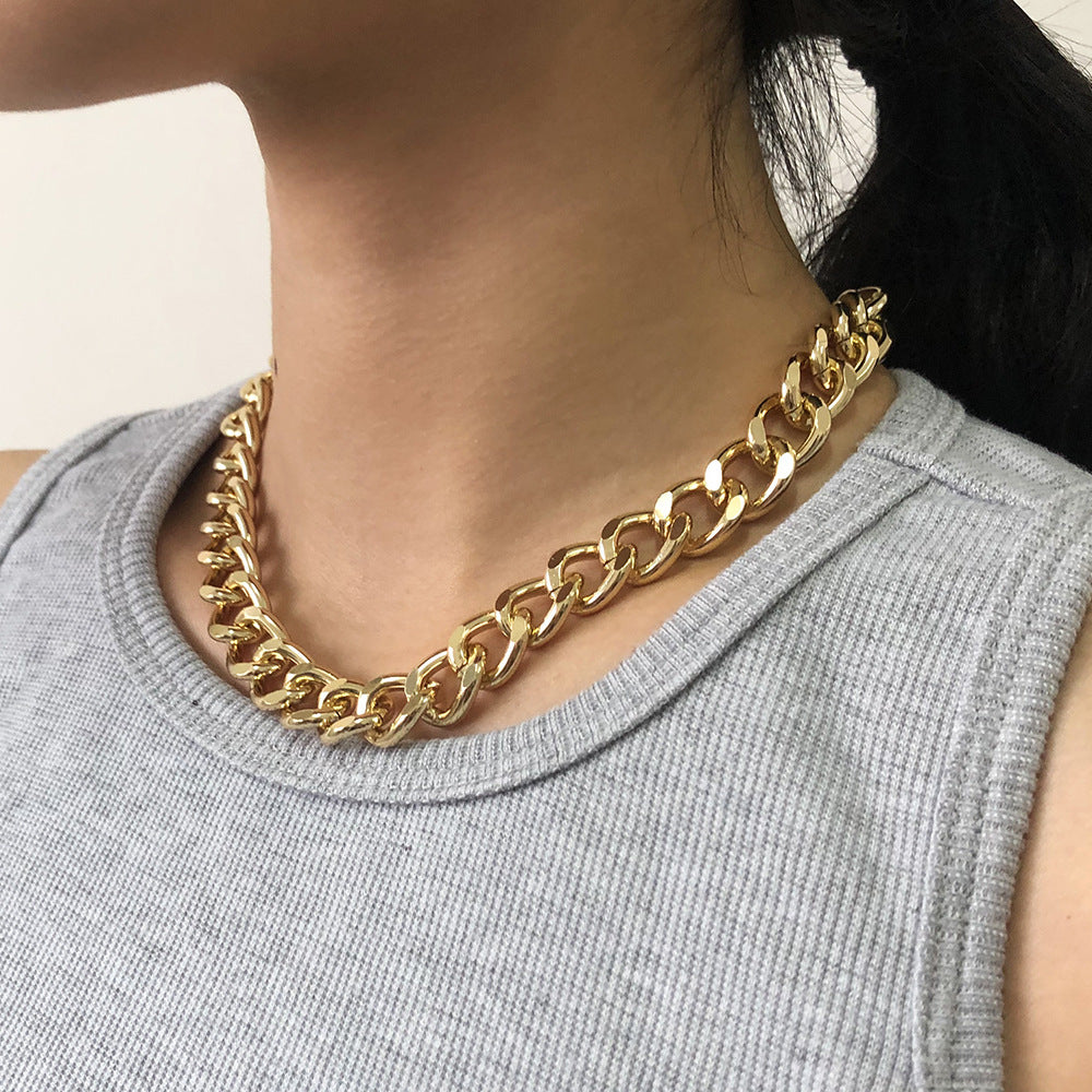 2021 Fashion Big Necklace for Women Twist Gold Silver Color Chunky